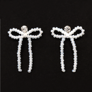 Free Design: Tiny Bow Earrings